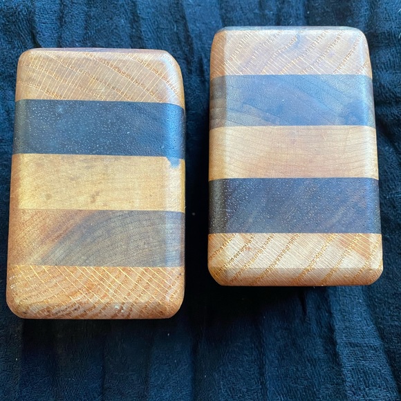 VTG Mid Century Handcrafted Wooden Pepper and Salt Shaker Set! - Picture 4 of 8